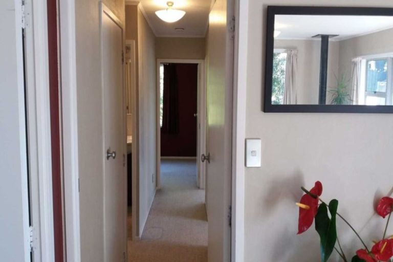 Photo of property in 75 Kemp Road, Massey, Auckland, 0614