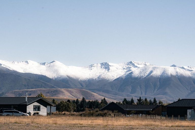 Photo of property in 19 Peak Drive, Twizel, 7901