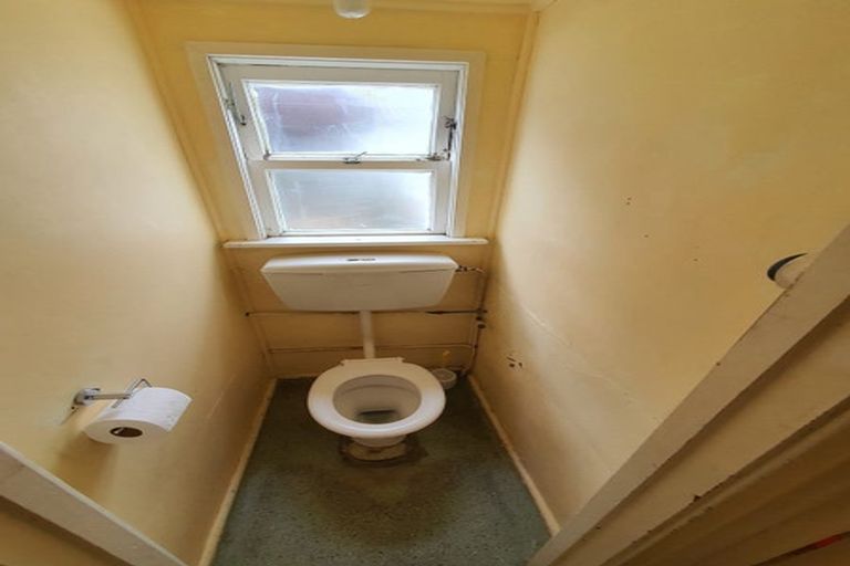 Photo of property in 23 Wilson Street, Newtown, Wellington, 6021