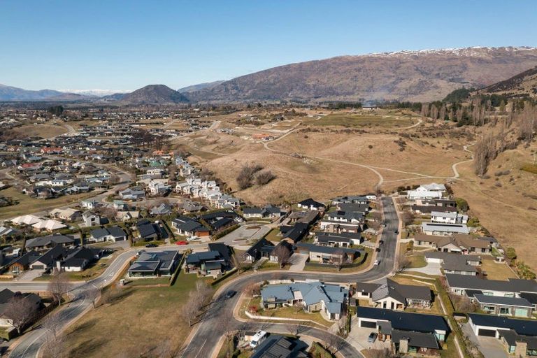 Photo of property in 40 Kelliher Drive, Wanaka, 9305