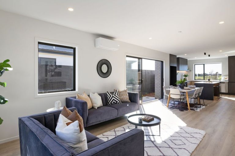 Photo of property in 16 Lumino Terrace, Peacocke, 3206