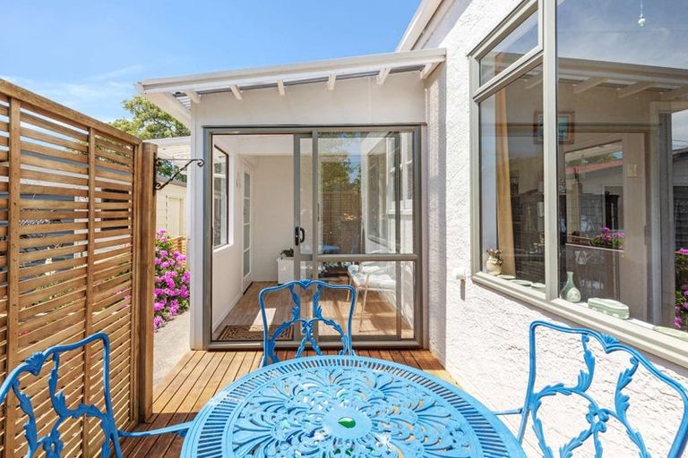 Photo of property in 18 Parkes Avenue, Saint Johns Hill, Whanganui, 4501