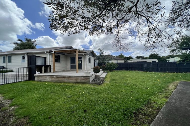 Photo of property in 18 Purcell Place, Melville, Hamilton, 3206
