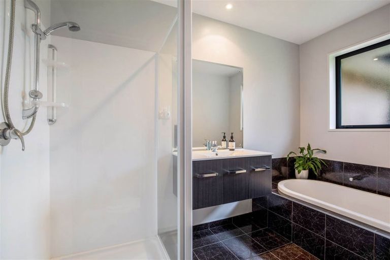 Photo of property in 29 Marlowe Place, Rolleston, 7614