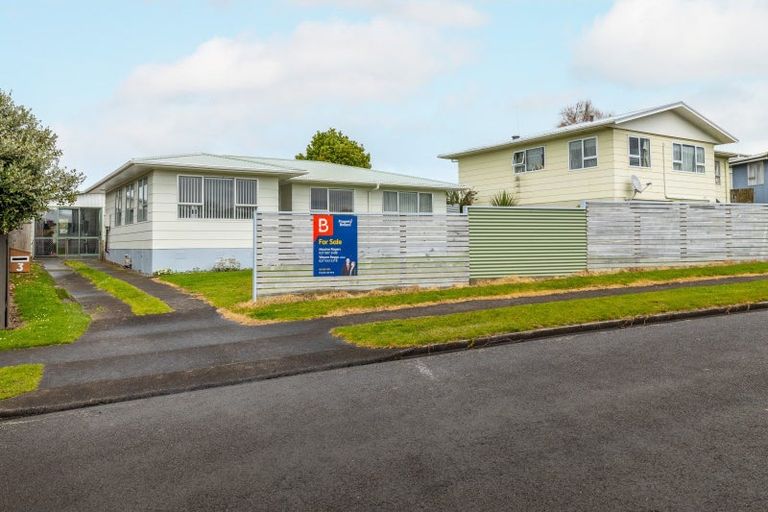 Photo of property in 3 Veronica Place, Bell Block, New Plymouth, 4312