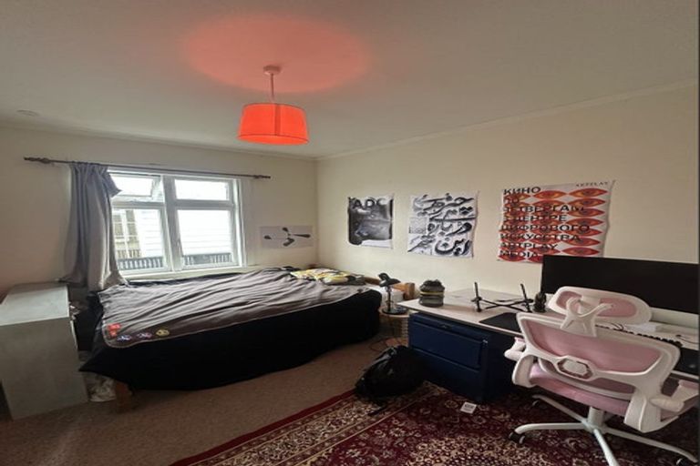 Photo of property in 15 Pembroke Road, Northland, Wellington, 6012