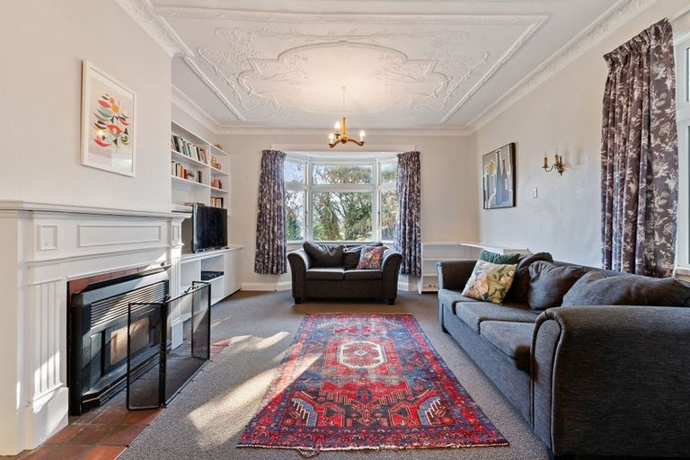 Photo of property in 49 Upper Watt Street, Wadestown, Wellington, 6012