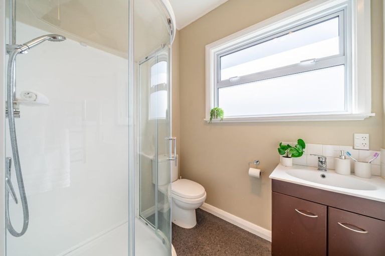 Photo of property in 140 Homebush Road, Khandallah, Wellington, 6035