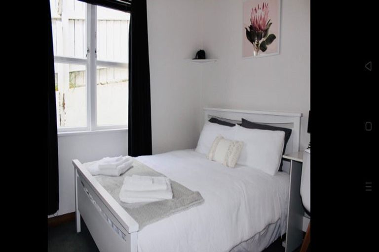 Photo of property in 4 Cecil Road, Wadestown, Wellington, 6012