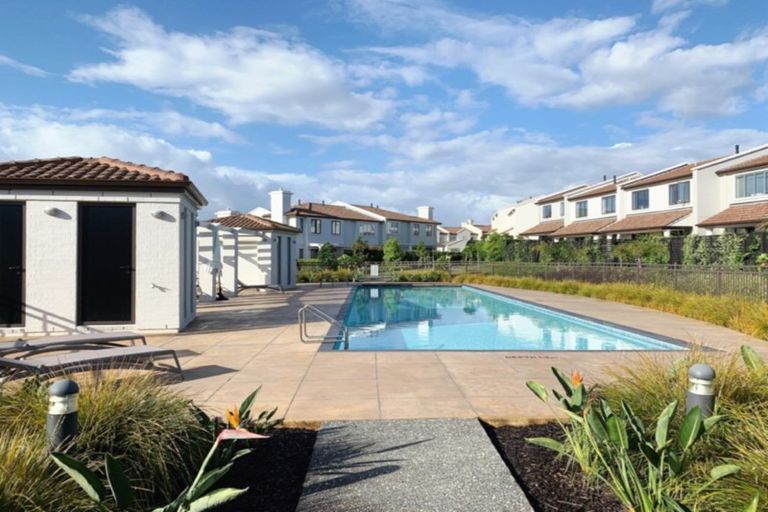 Photo of property in 140 Gills Road, Albany Heights, Auckland, 0632