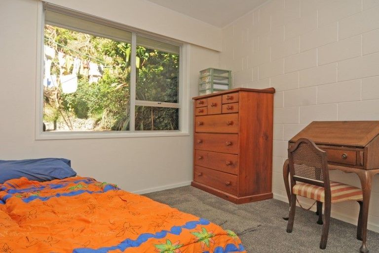 Photo of property in 61 Allington Road, Karori, Wellington, 6012