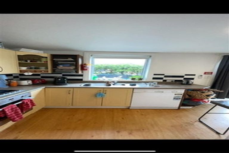 Photo of property in 52 Ellice Street, Mount Victoria, Wellington, 6011