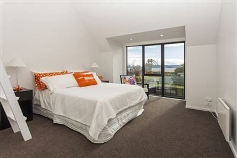 Photo of property in 1036e Colombo Street, St Albans, Christchurch, 8014