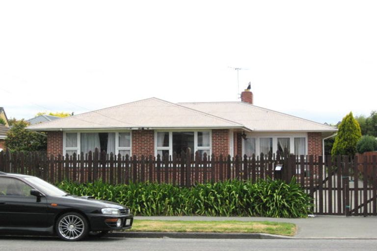 Photo of property in 207 Withells Road, Avonhead, Christchurch, 8042