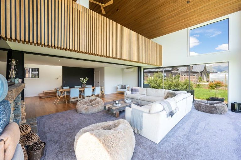 Photo of property in 672 Aubrey Road, Wanaka, 9305