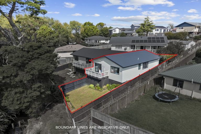Photo of property in 2/72 Alabaster Drive, Papatoetoe, Auckland, 2025