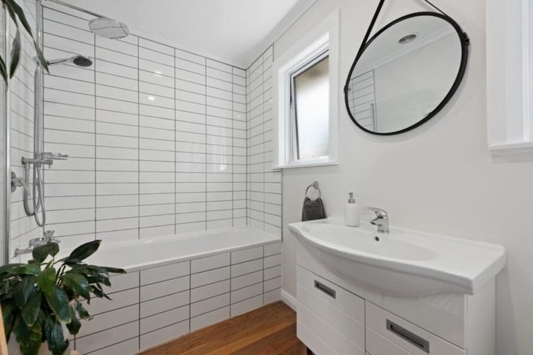 Photo of property in 40 Clouston Park Road, Clouston Park, Upper Hutt, 5018