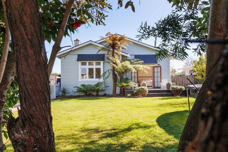 Photo of property in 22 Matipo Street, Takaro, Palmerston North, 4410