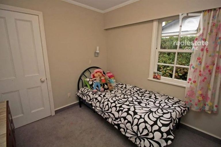Photo of property in 47 Cambridge Terrace, Masterton, 5810
