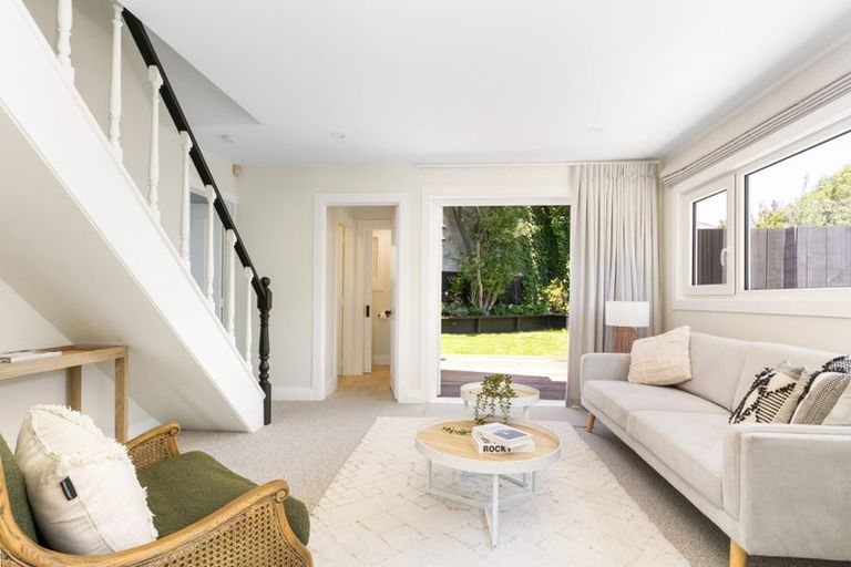 Photo of property in 33 Waller Terrace, Christchurch Central, Christchurch, 8011