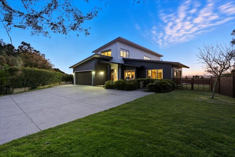 Photo of property in 21c Bradley Avenue, Pyes Pa, Tauranga, 3112