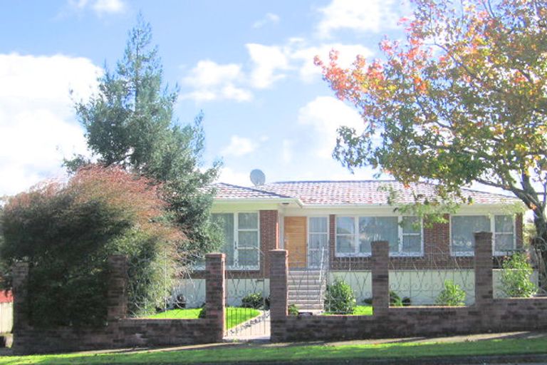 Photo of property in 119 Henderson Valley Road, Henderson, Auckland, 0612