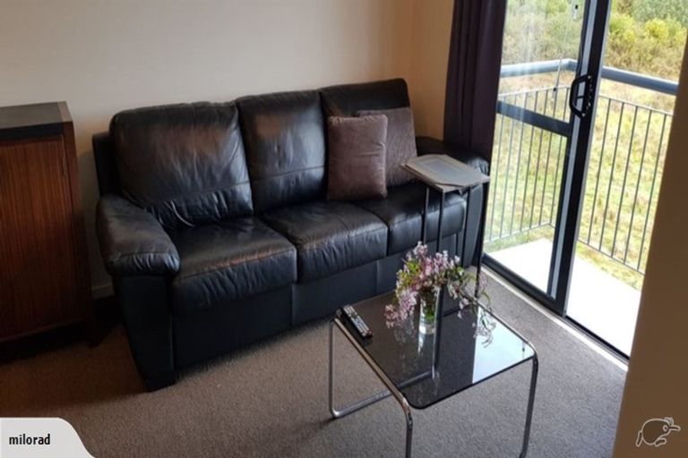 Photo of property in 3h/17 Crown Lynn Place, New Lynn, Auckland, 0600