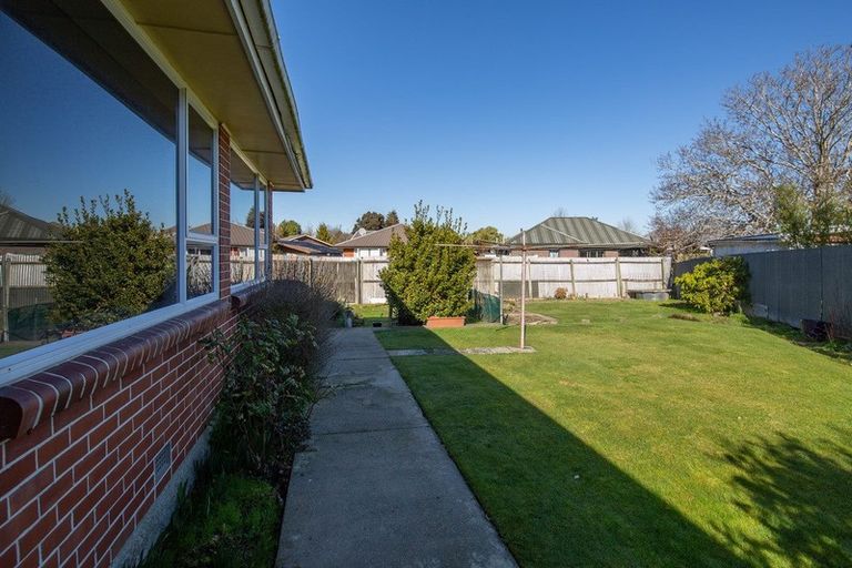 Photo of property in 16b Opal Place, Casebrook, Christchurch, 8051