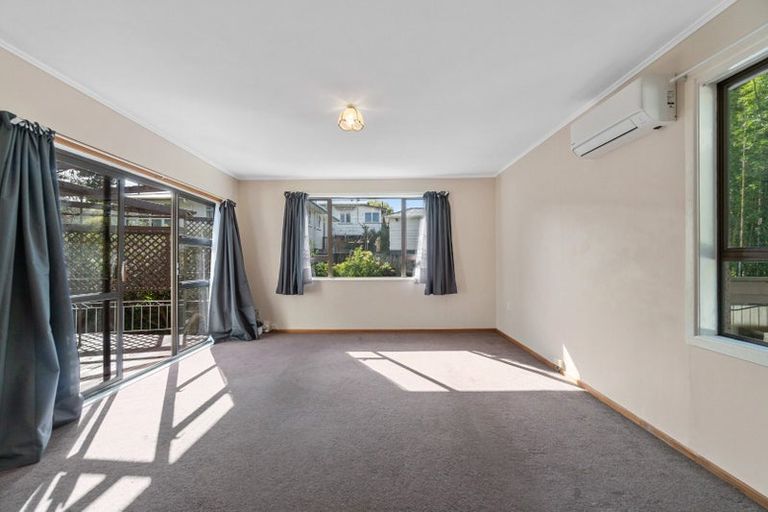 Photo of property in 21 Nikau Street, New Lynn, Auckland, 0600