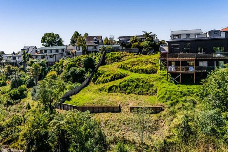 Photo of property in 63b Heta Road, Highlands Park, New Plymouth, 4312