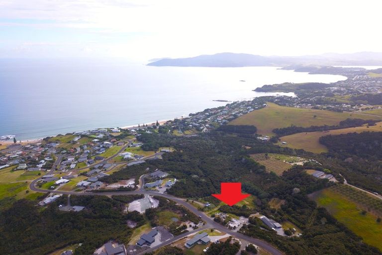 Photo of property in 104 Stratford Drive, Cable Bay, 0420