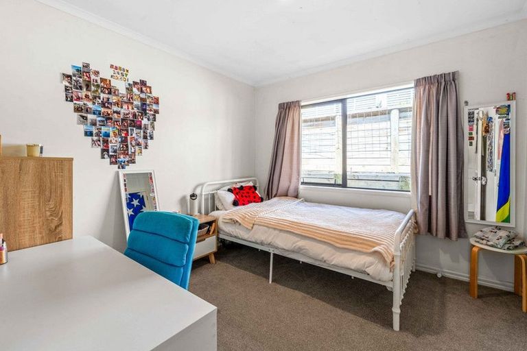 Photo of property in 11 Saint Clements Grove, Bethlehem, Tauranga, 3110