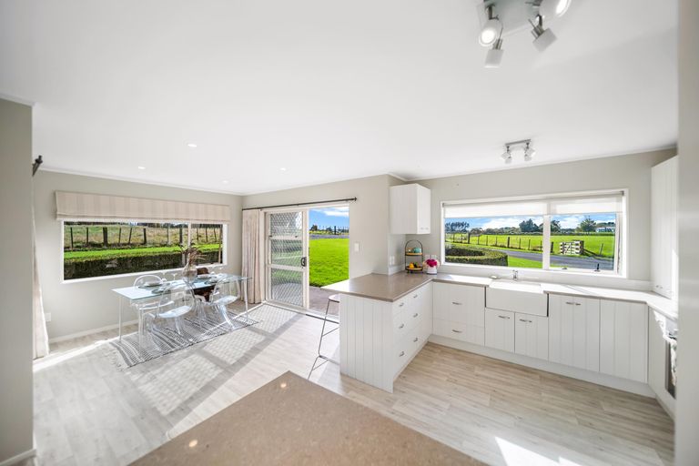 Photo of property in 61b Whatapaka Road, Karaka, Papakura, 2580