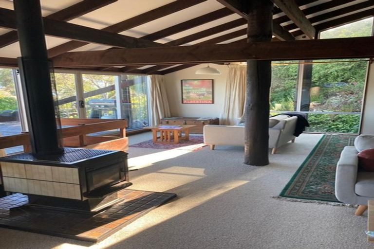 Photo of property in 24 Bayview Road, Charteris Bay, Lyttelton, 8971