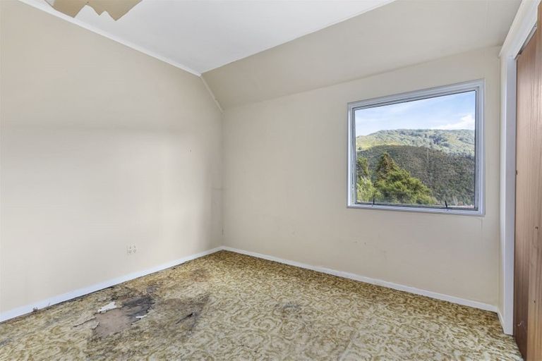 Photo of property in 4a August Avenue, Wainuiomata, Lower Hutt, 5014