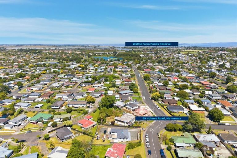 Photo of property in 69 Holmes Road, Manurewa, Auckland, 2102