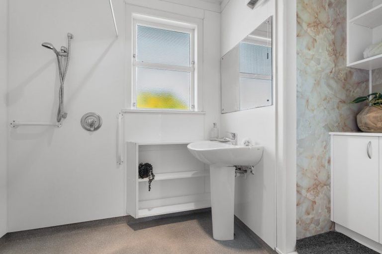 Photo of property in 26 Jellicoe Street, Greytown, 5712