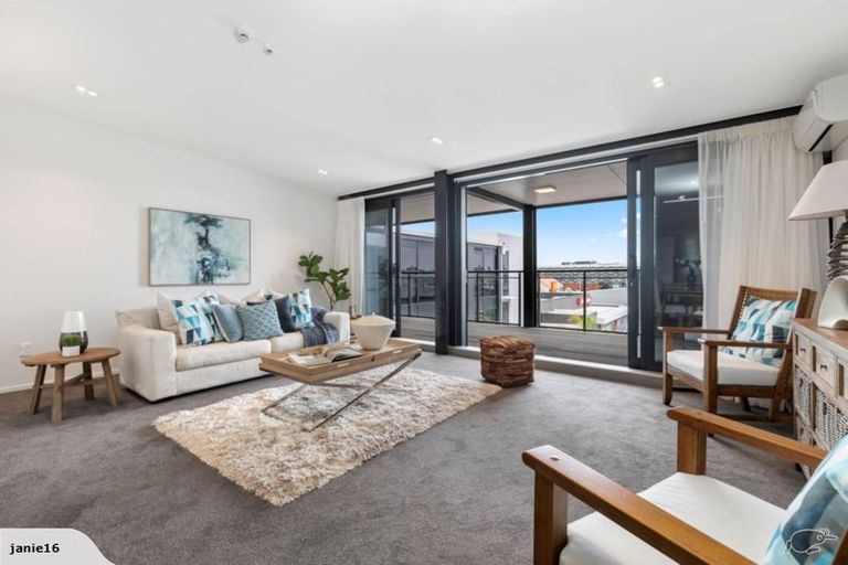 Photo of property in 3-01/424 Maunganui Road, Mount Maunganui, 3116