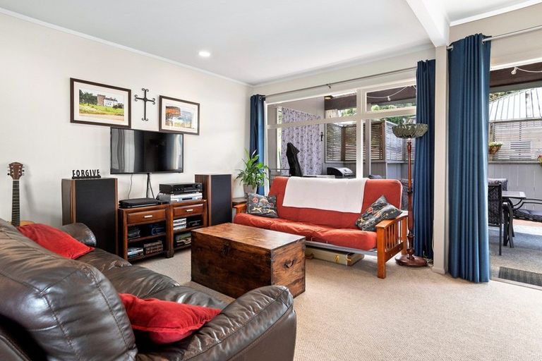 Photo of property in 207 Darraghs Road, Brookfield, Tauranga, 3110