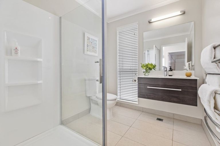 Photo of property in 30 Oioi Road, Hobsonville, Auckland, 0616