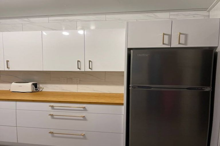 Photo of property in 67 Nortons Road, Avonhead, Christchurch, 8042