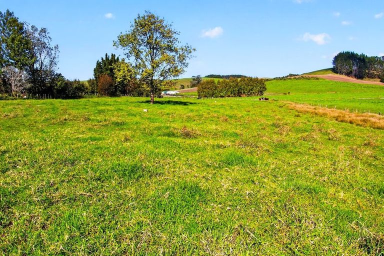 Photo of property in 288 Valley Road, Kaiwaka, 0573