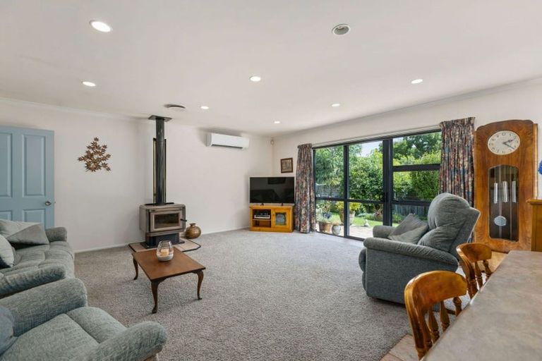 Photo of property in 15 Cody Crescent, Lansdowne, Masterton, 5810