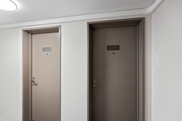 Photo of property in Dual Apartments, 308/142 Vivian Street, Te Aro, Wellington, 6011
