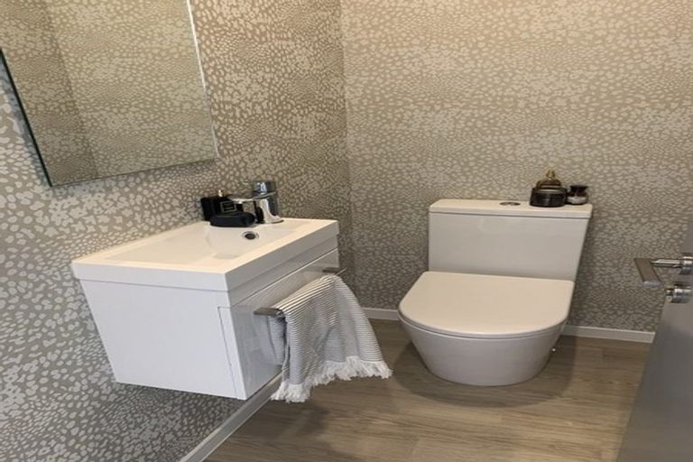 Photo of property in Northlake, 27 Cluden Crescent, Wanaka, 9305