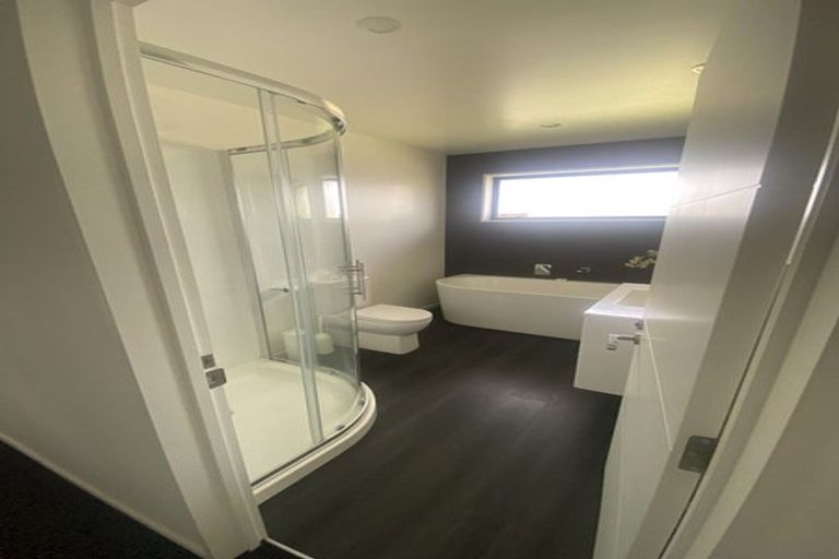 Photo of property in 124 Northbrook Road, Rangiora, 7400