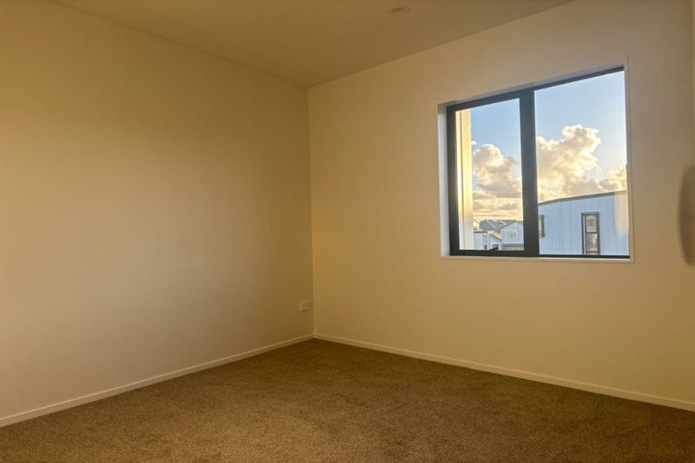 Photo of property in 56 Minhas Road, Papakura, 2110