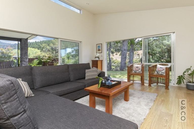 Photo of property in 12 Crabb Fields Lane, Riverhead, 0820