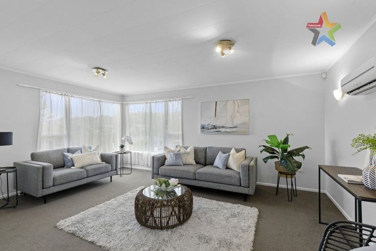 Photo of property in 70 Major Drive, Kelson, Lower Hutt, 5010