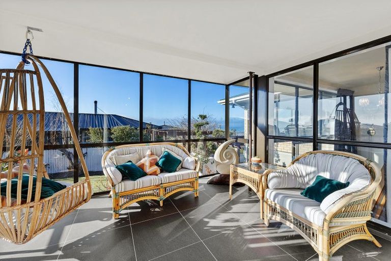 Photo of property in 120 Major Hornbrook Road, Mount Pleasant, Christchurch, 8081